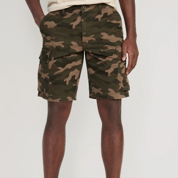 Old Navy Other - Old Navy lived in straight cargo‎ Flex shorts​